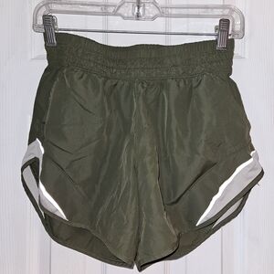 Athletic Works Dark Green Women's Athletic Shorts
